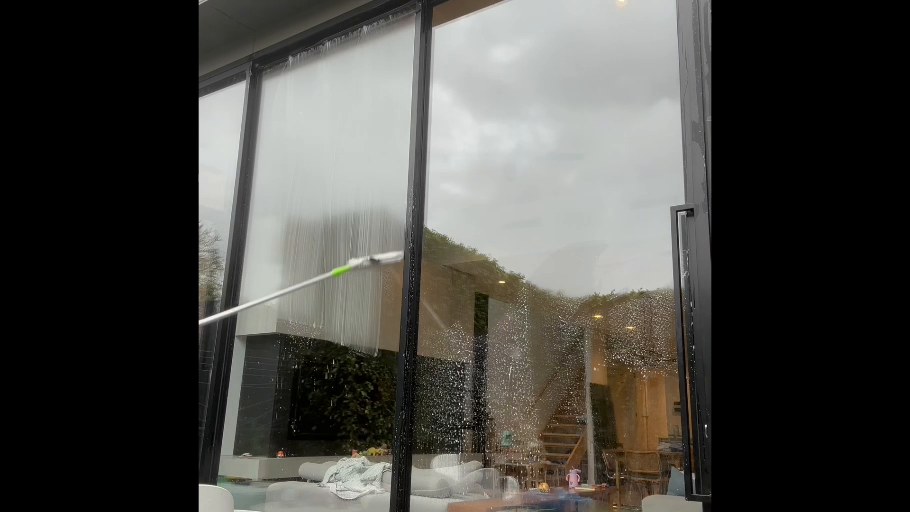Clarke's Cleaning Service window cleaning